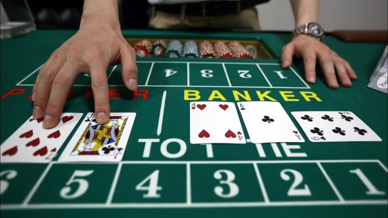 Prepare The Strategies to Play Baccarat and Winning the Gambling